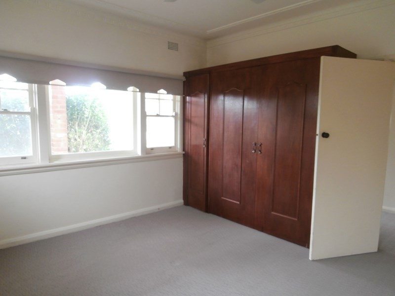 131 Plunkett Street, Nowra NSW 2541