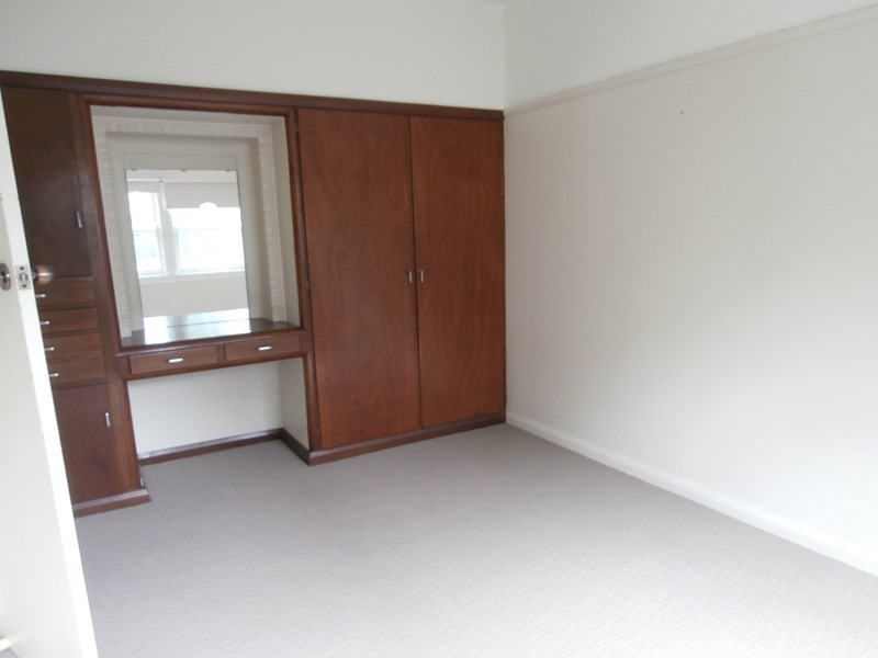 131 Plunkett Street, Nowra NSW 2541