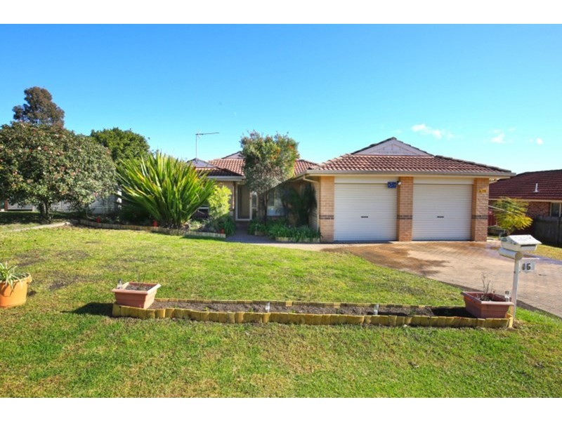 15 Illawarra Circuit, Worrigee NSW 2540