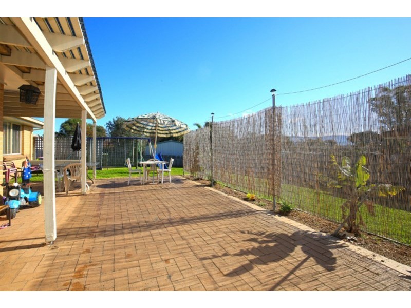 15 Illawarra Circuit, Worrigee NSW 2540