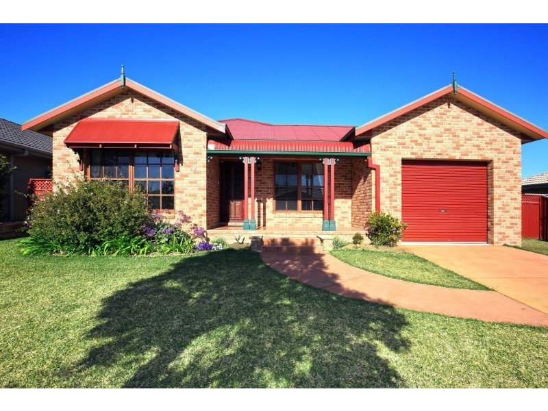 11 Terralla Grove, South Nowra NSW 2541