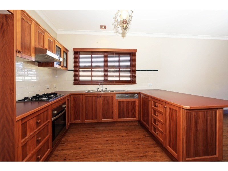 11 Terralla Grove, South Nowra NSW 2541