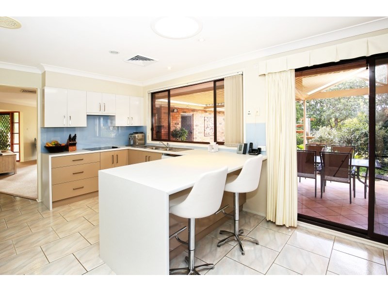 11 Regal Place, Bomaderry NSW 2541