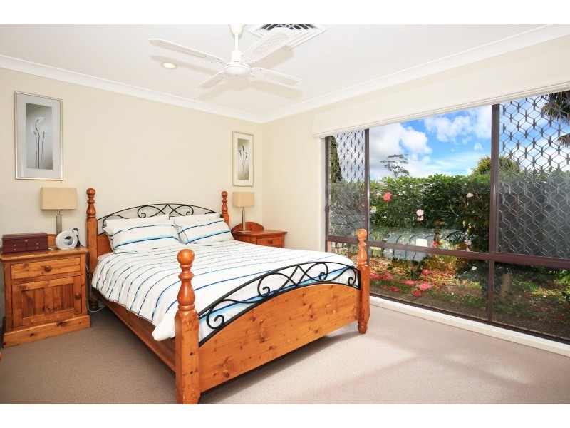 11 Regal Place, Bomaderry NSW 2541