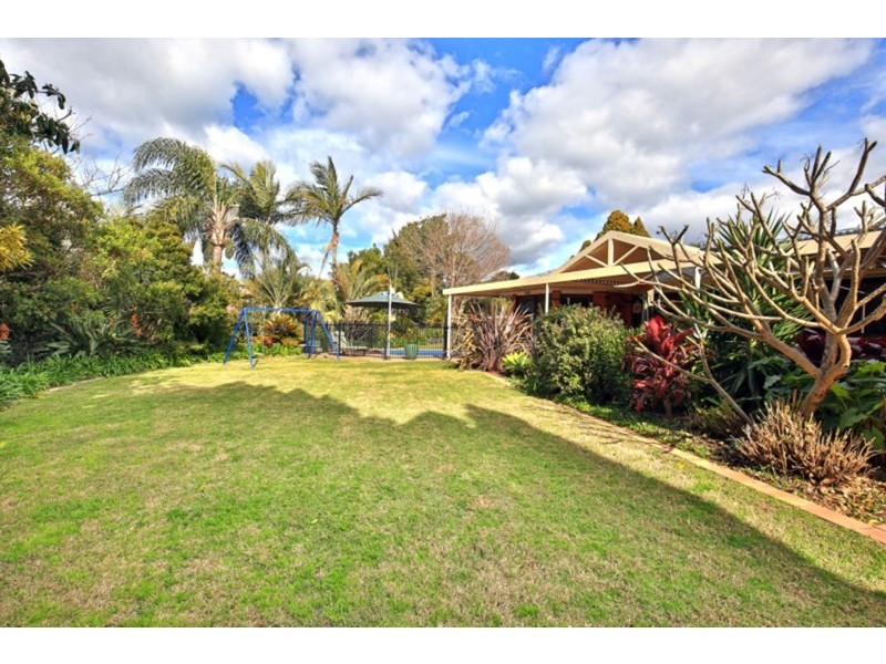 11 Regal Place, Bomaderry NSW 2541