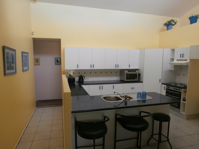 13 Chestnut Avenue, Bomaderry NSW 2541