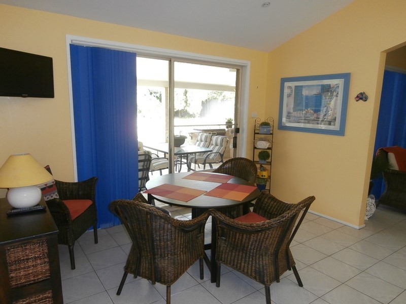 13 Chestnut Avenue, Bomaderry NSW 2541