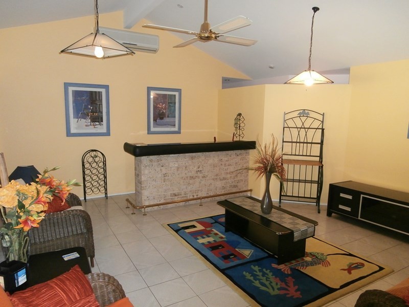 13 Chestnut Avenue, Bomaderry NSW 2541