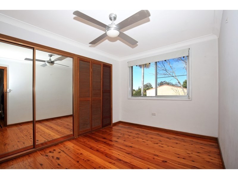 9 Penrose Drive, Bomaderry NSW 2541