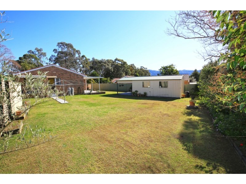 4 Farrelly Place, Bomaderry NSW 2541