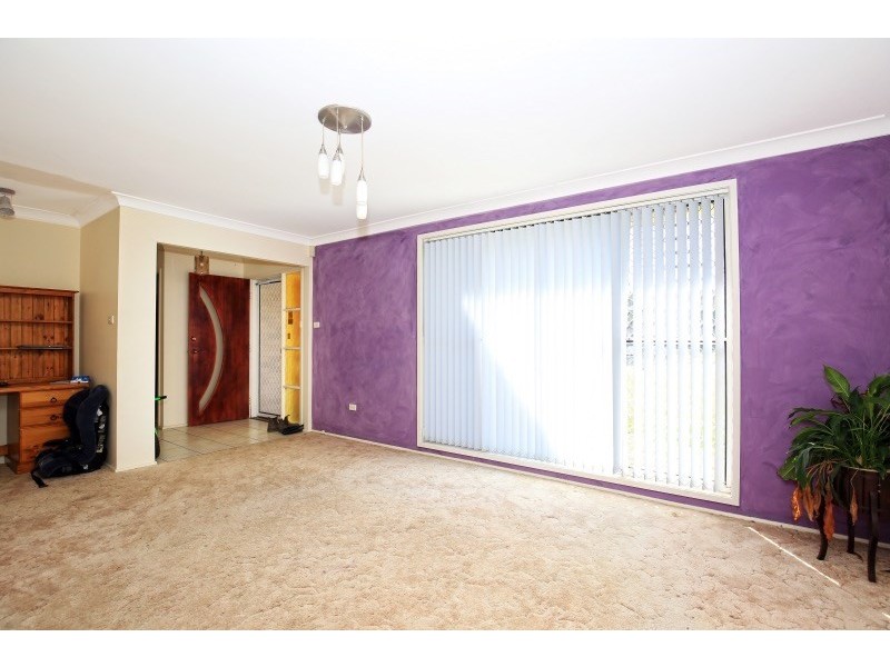 5 Amalfi Cresent, Nowra NSW 2541