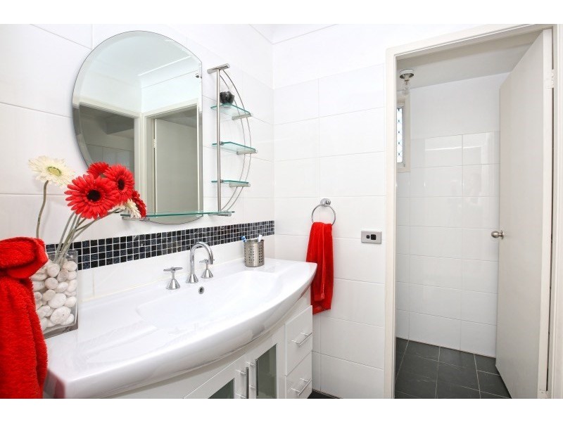 5 Amalfi Cresent, Nowra NSW 2541