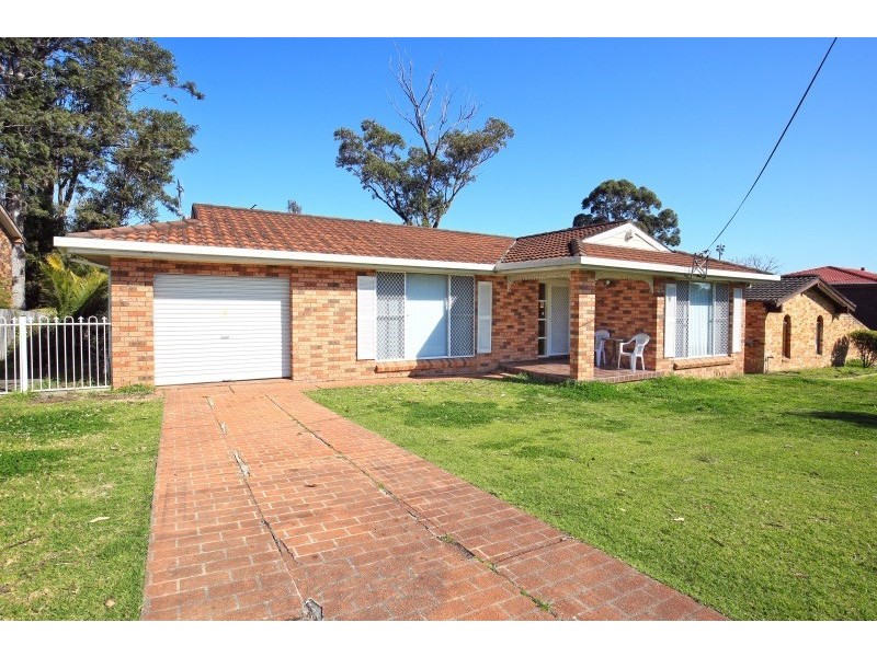 5 Amalfi Cresent, Nowra NSW 2541