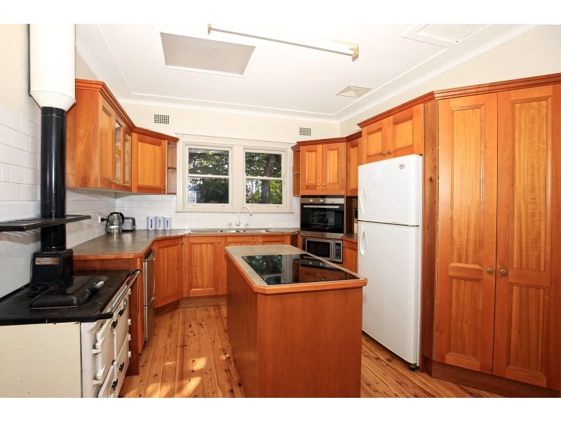135 Berry Street, Nowra NSW 2541