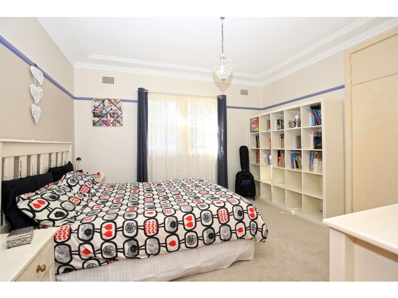 135 Berry Street, Nowra NSW 2541