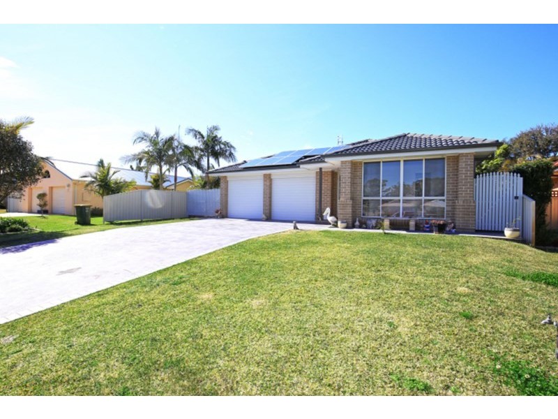 23 Scott Street, Shoalhaven Heads NSW 2535