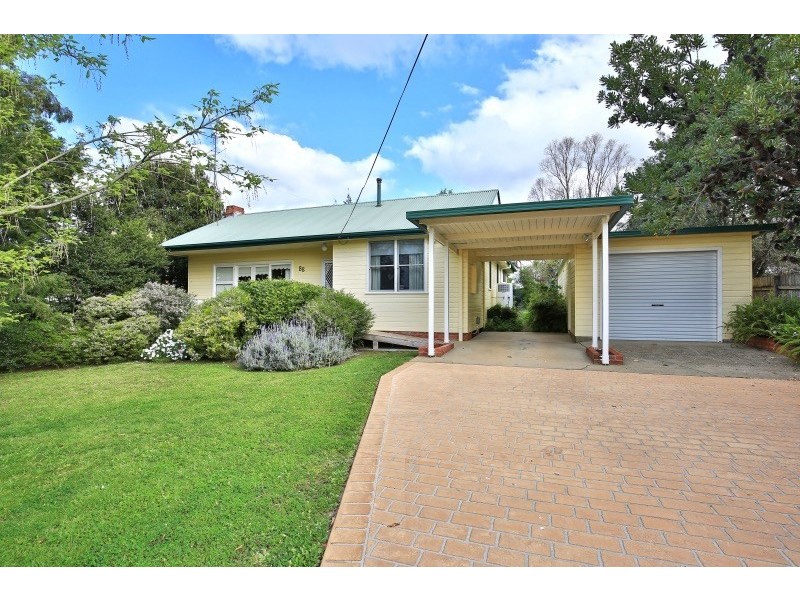88 Jervis Street, Nowra NSW 2541