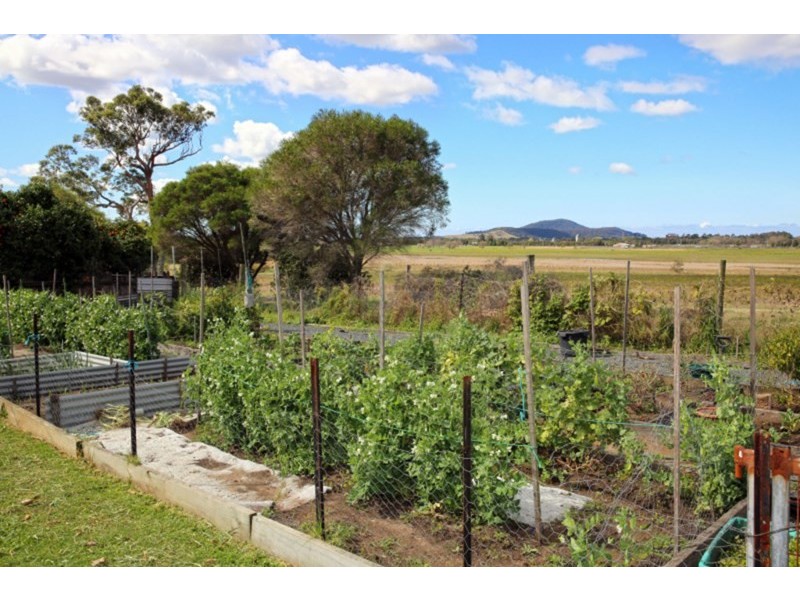 76 Railway Street, Bomaderry NSW 2541