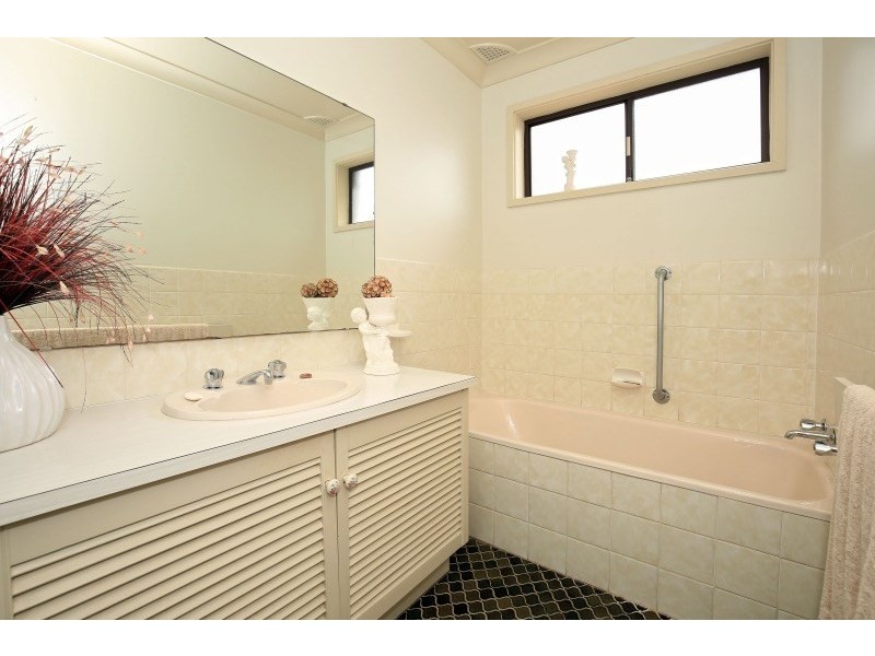 162 McKay Street, Nowra NSW 2541