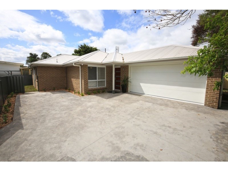 12a Hale Avenue, Nowra NSW 2541