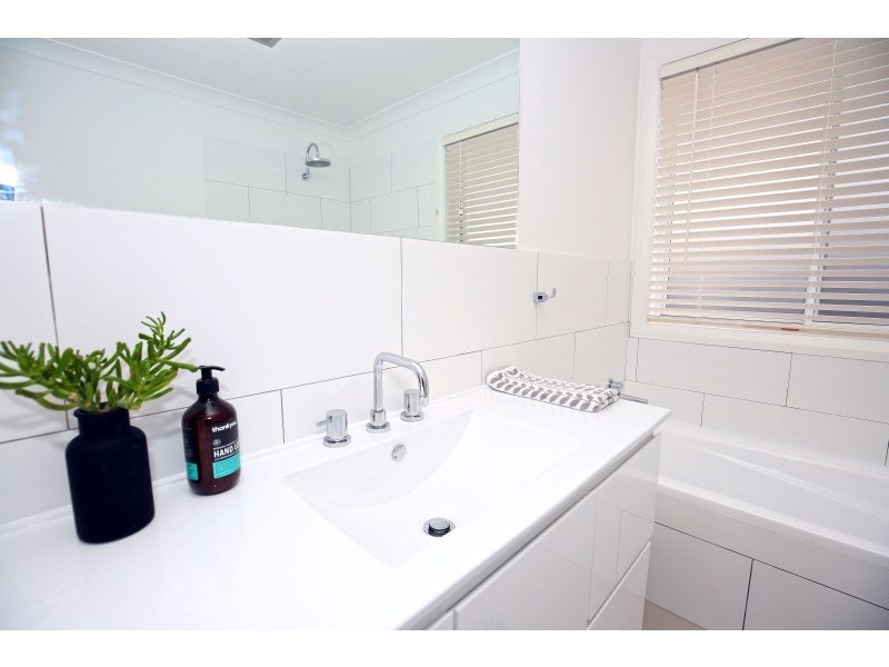 12a Hale Avenue, Nowra NSW 2541