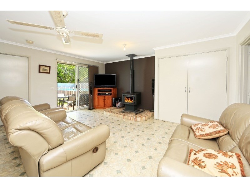 10 Golden Cane Avenue, North Nowra NSW 2541