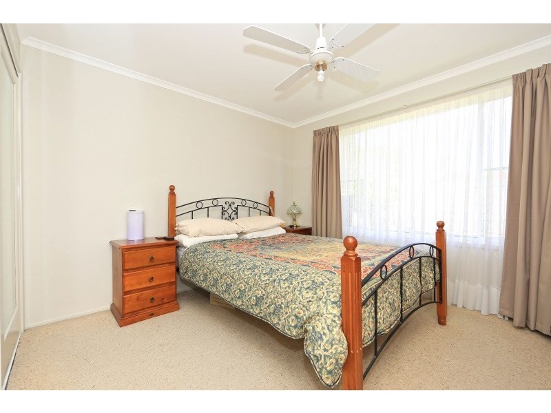 10 Golden Cane Avenue, North Nowra NSW 2541