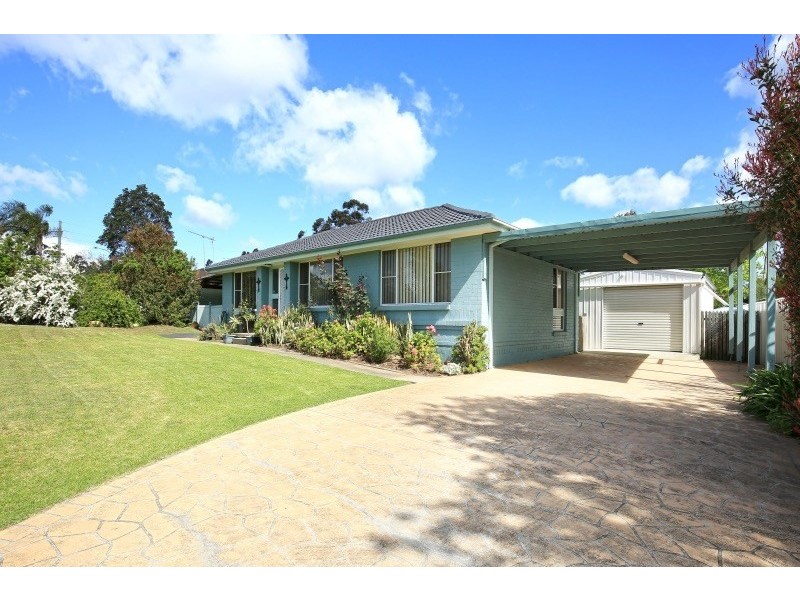 10 Golden Cane Avenue, North Nowra NSW 2541