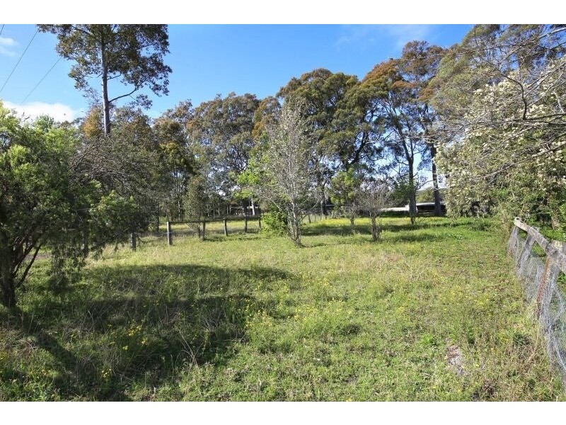 5 Taylors Lane, Bomaderry NSW 2541