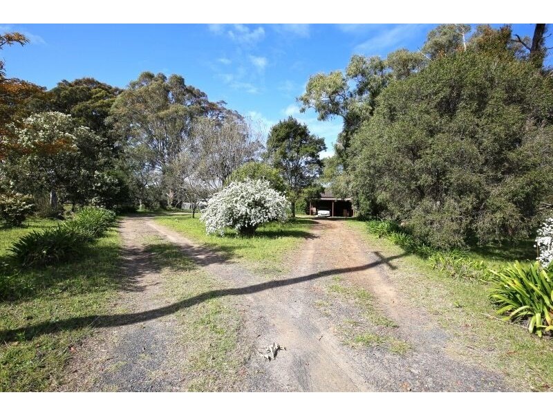 5 Taylors Lane, Bomaderry NSW 2541