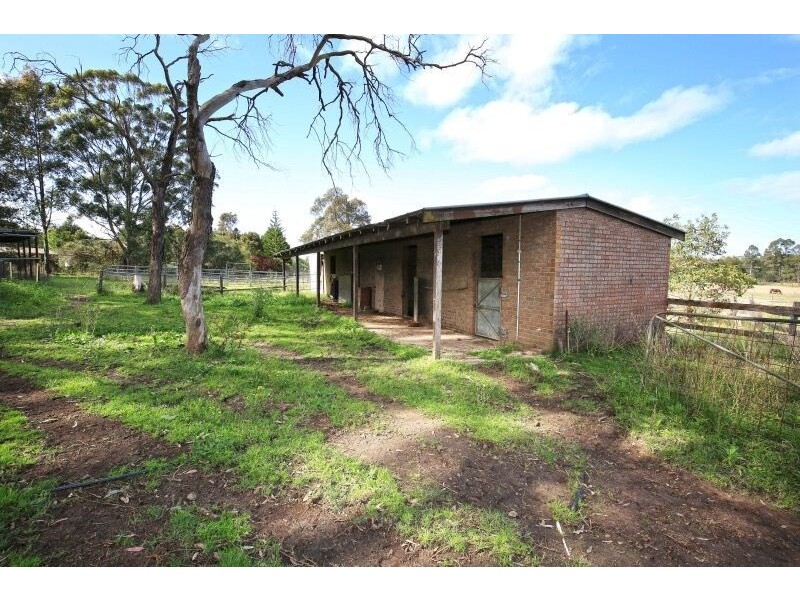 5 Taylors Lane, Bomaderry NSW 2541