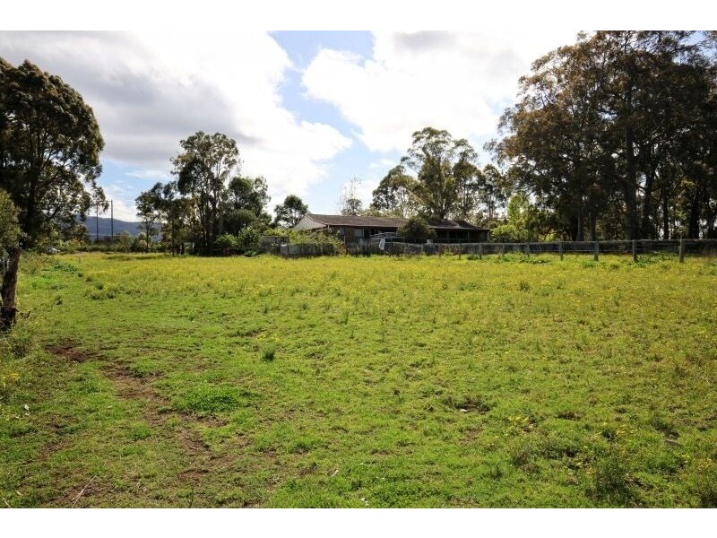 5 Taylors Lane, Bomaderry NSW 2541