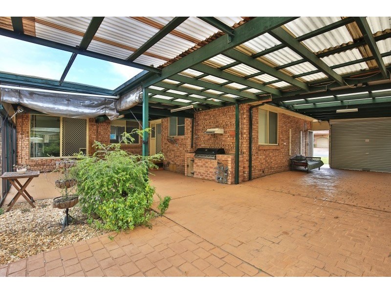 89 Cawdell Drive, Albion Park NSW 2527