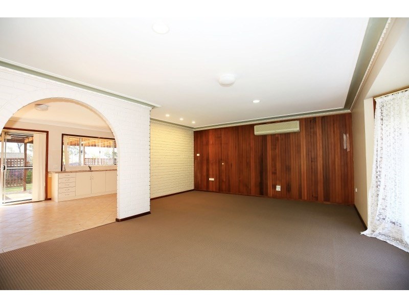 25 Greenwell Point Road, Nowra NSW 2541