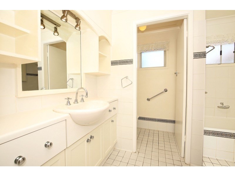 25 Greenwell Point Road, Nowra NSW 2541