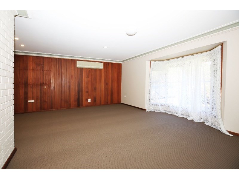 25 Greenwell Point Road, Nowra NSW 2541