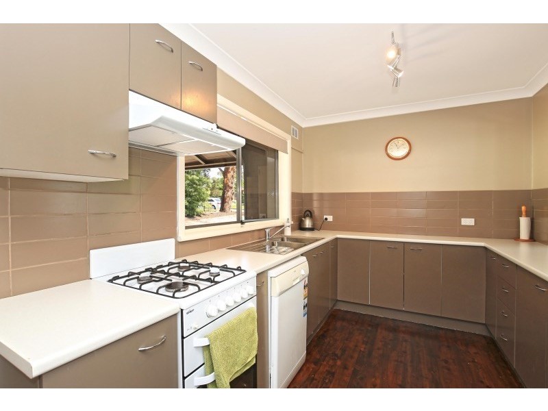 3 Farrelly Place, Bomaderry NSW 2541