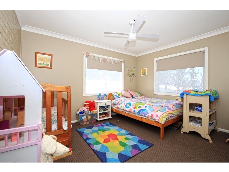 3 Farrelly Place, Bomaderry NSW 2541