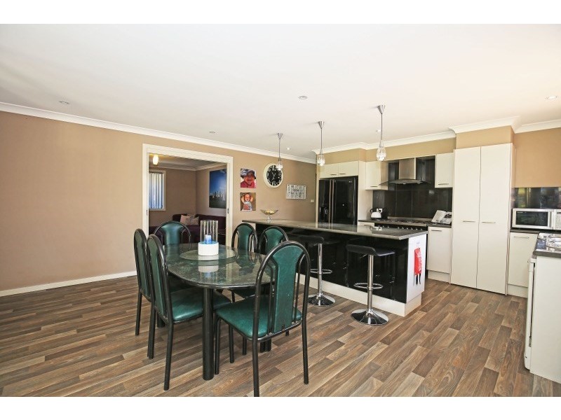 7 Hanover Close, South Nowra NSW 2541