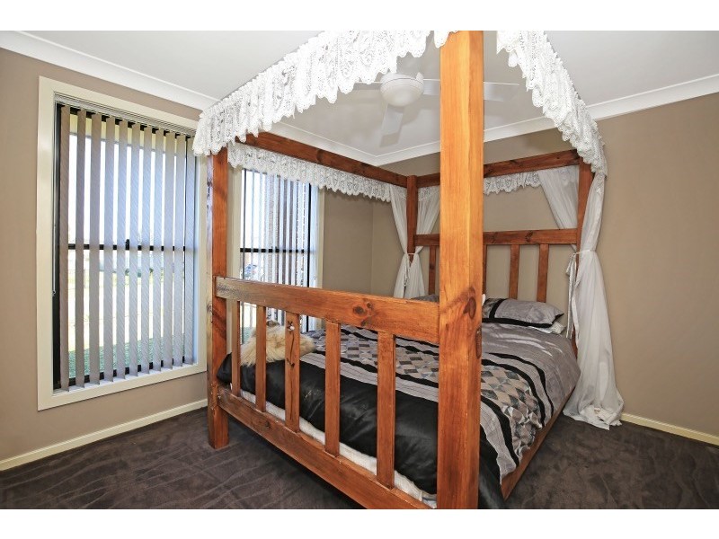 7 Hanover Close, South Nowra NSW 2541