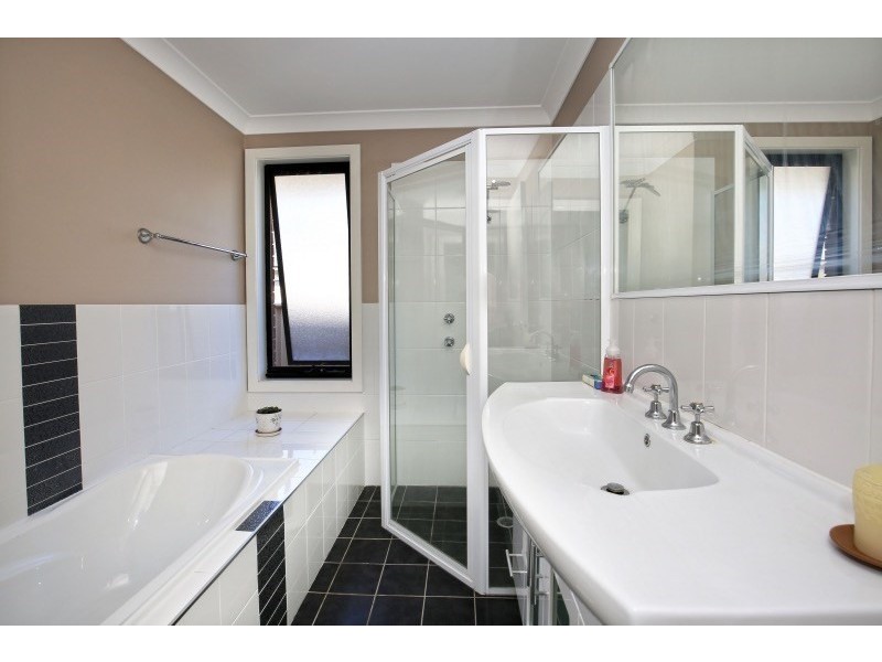 7 Hanover Close, South Nowra NSW 2541