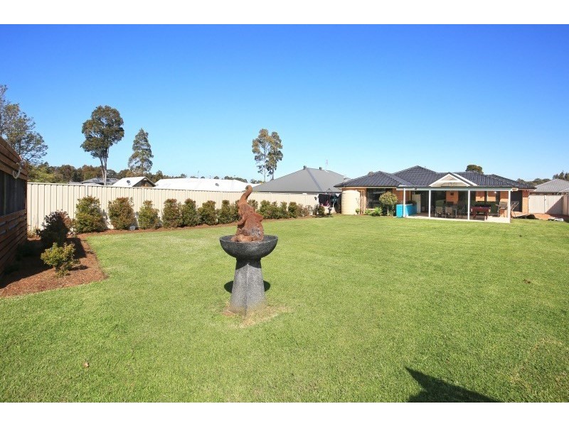7 Hanover Close, South Nowra NSW 2541