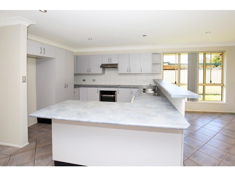 13 Jewel Street, Worrigee NSW 2540