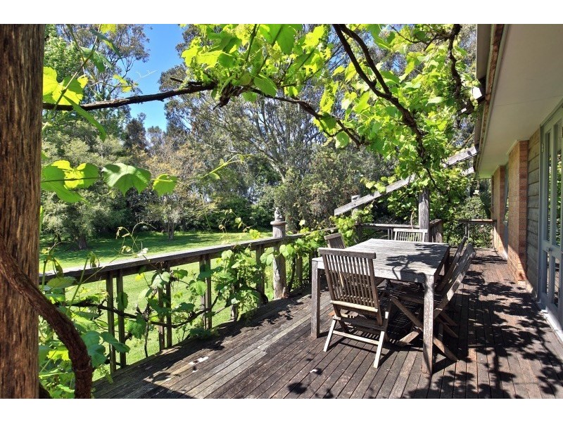 695a Greenwell Point Road, Brundee NSW 2540