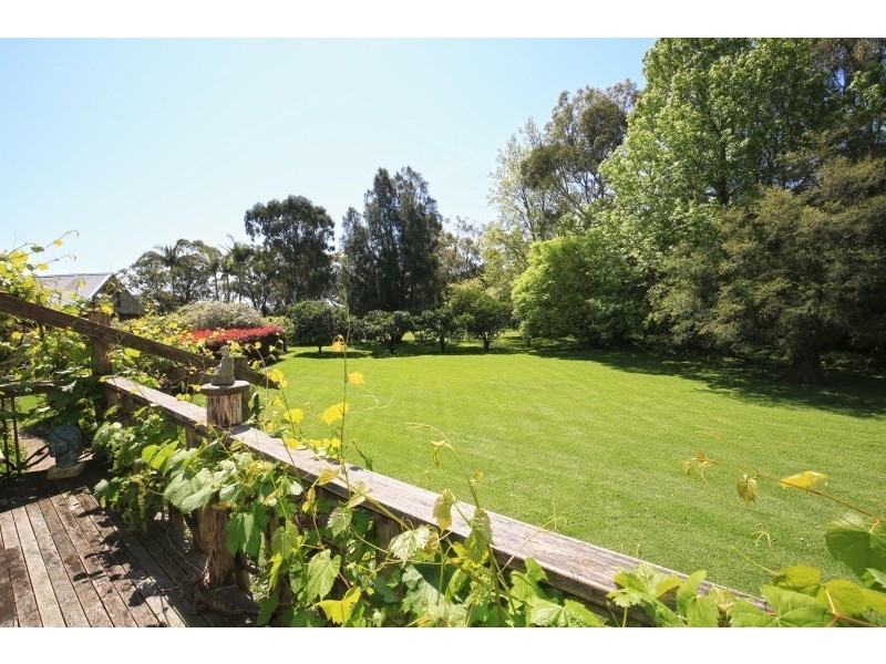 695a Greenwell Point Road, Brundee NSW 2540