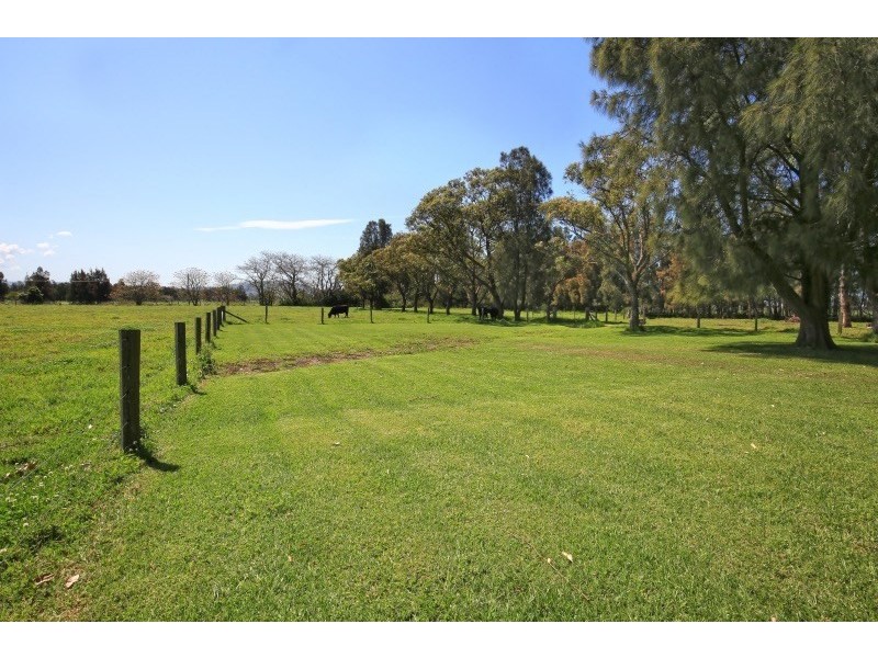 695a Greenwell Point Road, Brundee NSW 2540