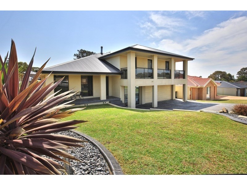 18 Royal Street, Worrigee NSW 2540