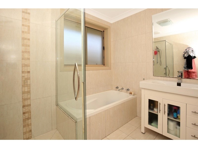 123 Rayleigh Drive, Worrigee NSW 2540