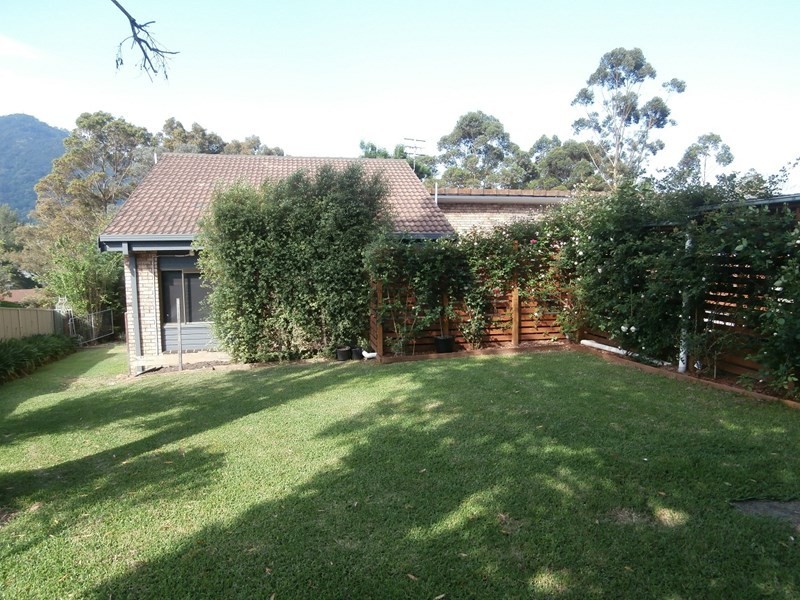 27 Goorama Drive, Cambewarra NSW 2540