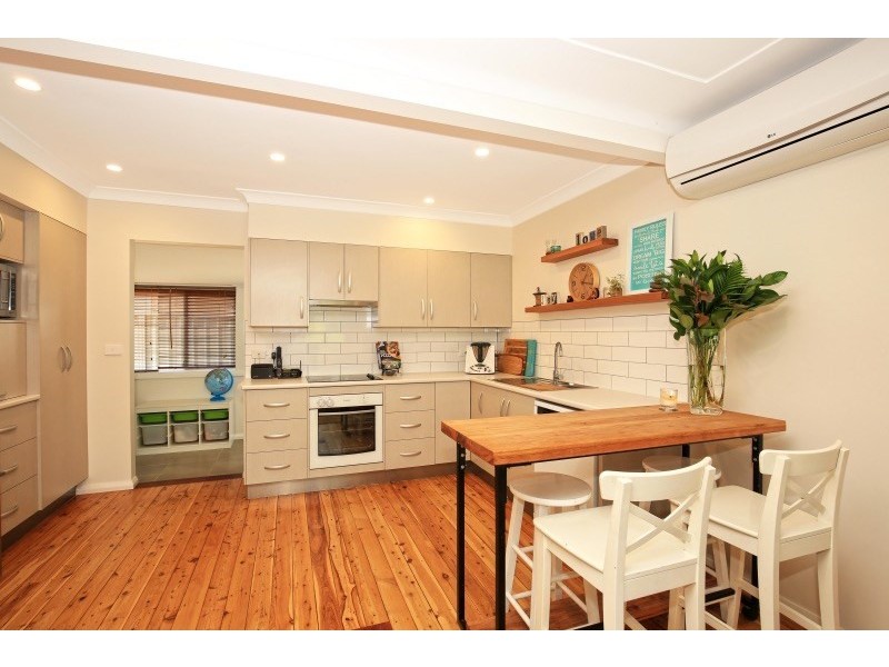 12 Hale Avenue, Nowra NSW 2541